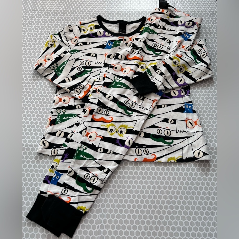 Hyde and EEK Halloween Mummy Print Pajama Set - Black & Multi. Size L